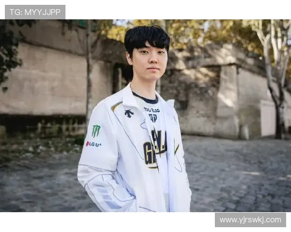 Chovy中单核心战术解析与团队进攻节奏完美融合策略 Chovy中单核心战术解析与团队进攻节奏完美融合策略