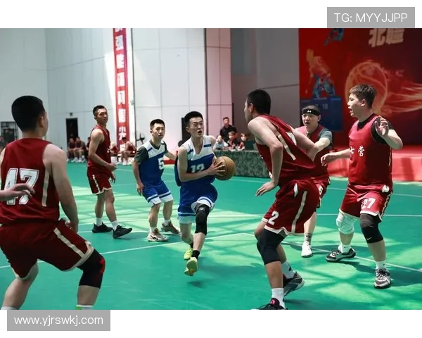 从热血赛场到团队精神探秘篮球运动背后的激情与智慧