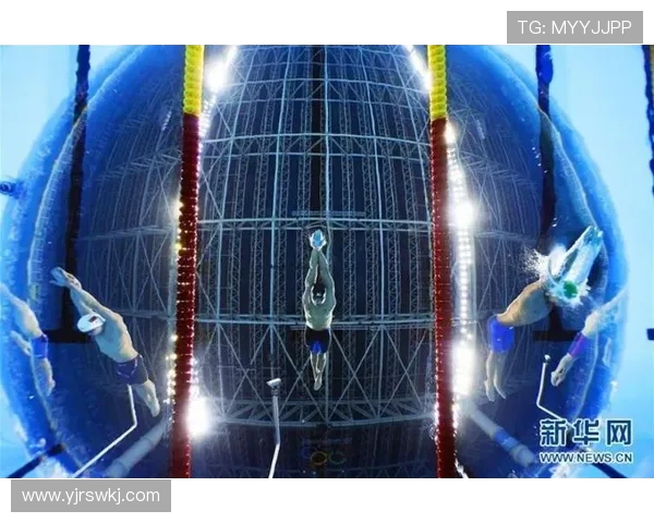 从惊险一跃到完美入水探索跳水运动的力量与美感 从惊险一跃到完美入水探索跳水运动的力量与美感