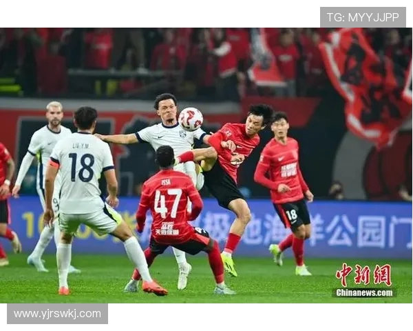 武汉三镇主场鏖战成都蓉城巅峰对决再燃中超激情争锋