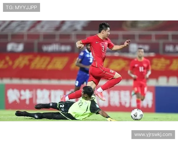 中国足球迎战叙利亚期待逆袭之战全力争胜展现团队精神