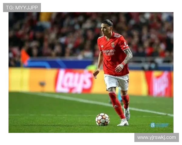 努涅斯在新赛季中的表现分析与未来发展潜力探讨